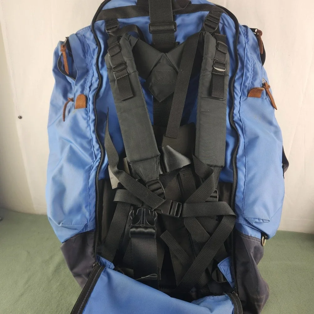 Vtg‎ WILDERNESS EXPERIENCE Blue Canvas Leather Backpack Internal Frame USA